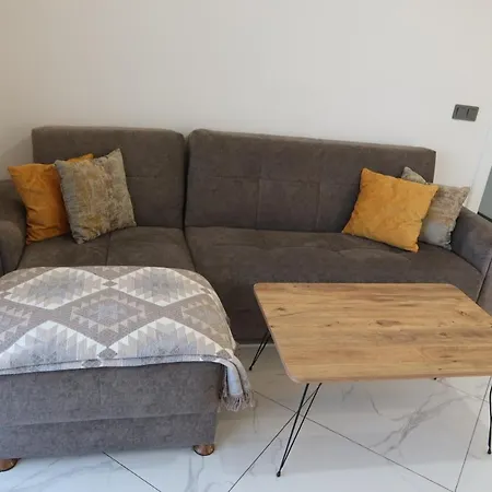 Maya Apartament